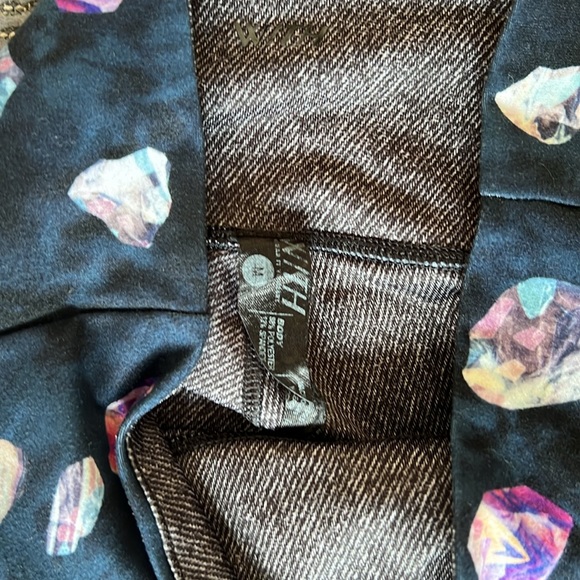 Wear It To Heart x Peloton Asteroid Print Leggings Tights - Picture 4 of 7